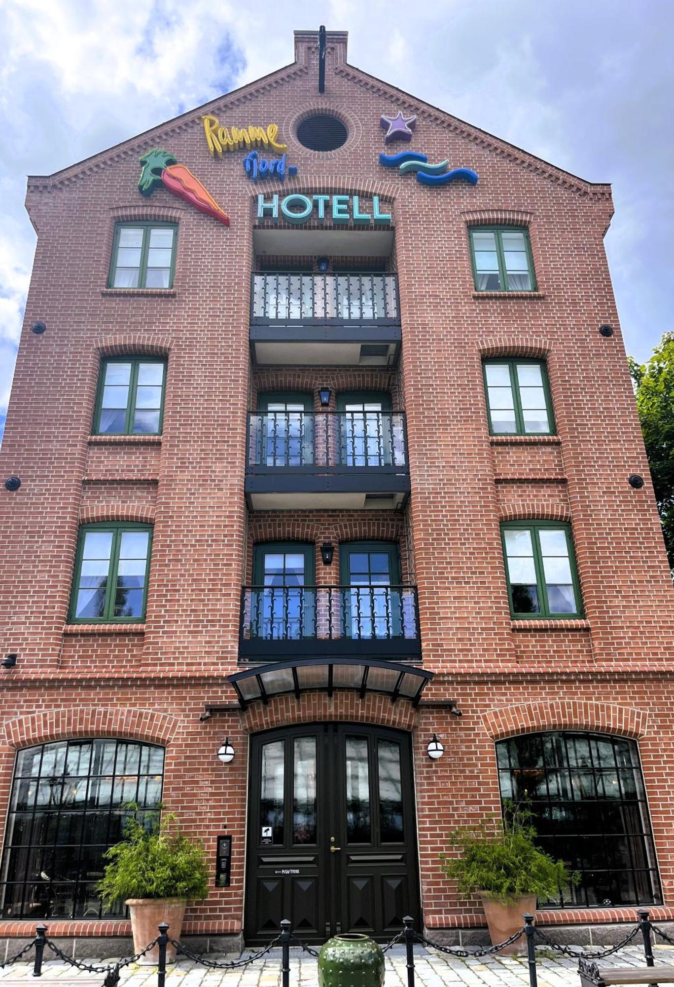 Ramme Fjordhotell - Unike Hoteller Hvitsten Екстер'єр фото